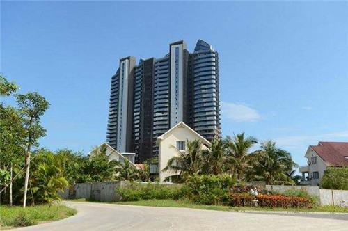 物业公司给业主挂什么（物业公司挂什么字好）